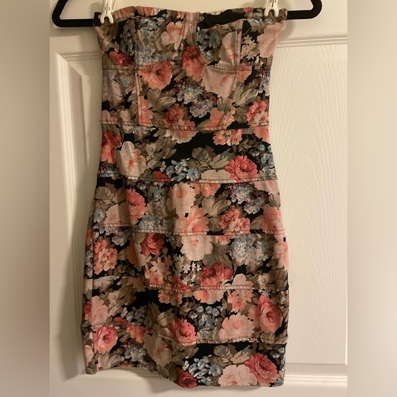 Aritzia TALULAH Floral Strapless Dress - Picture 1 of 2